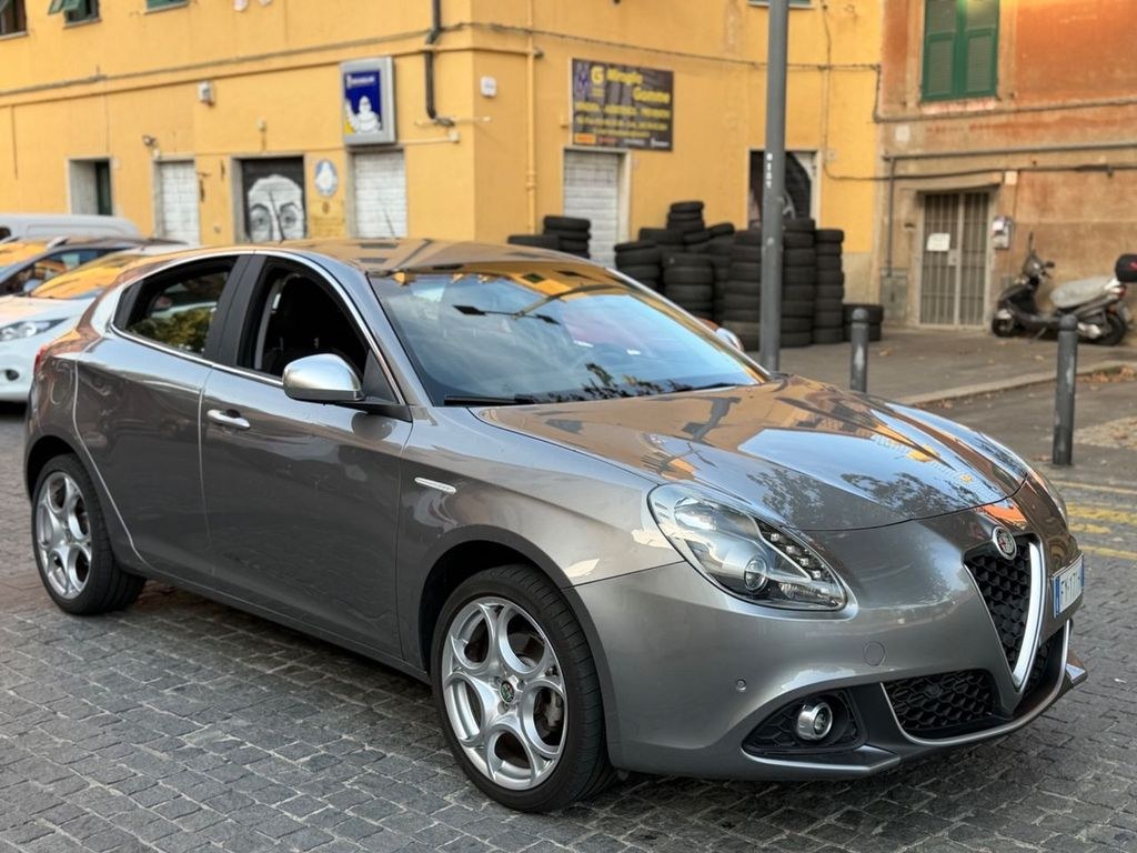 آلفا رومئو جولیتا 1.4 توربو 120 CV 50.000 km