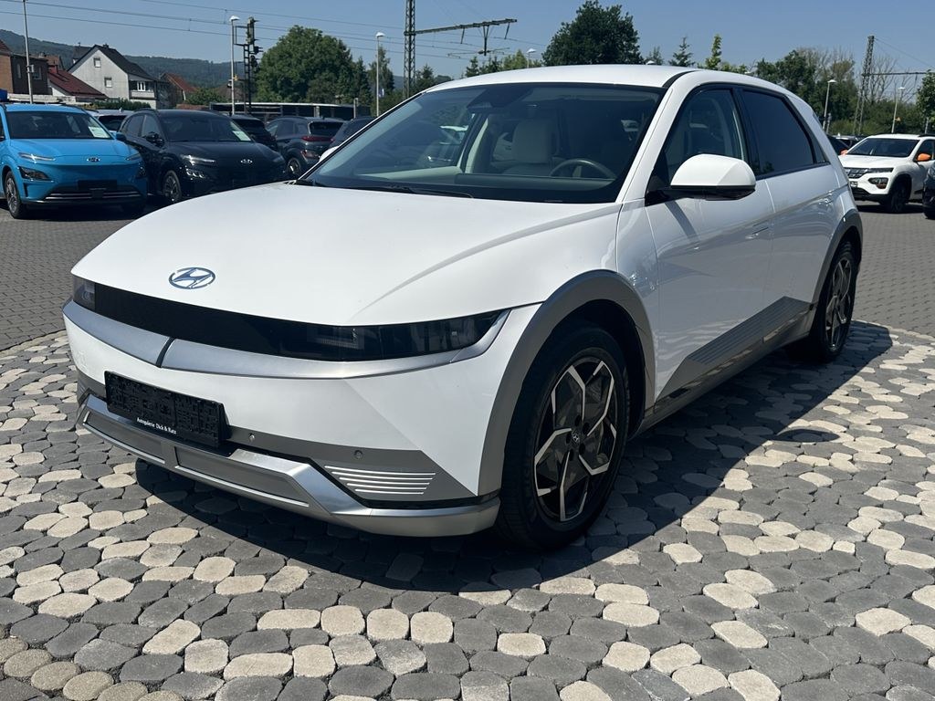 نمای دیگر هیوندای آیونیک 5 تکنیک 4WD چرم پیکسل ACC بوز 72,6kWh
