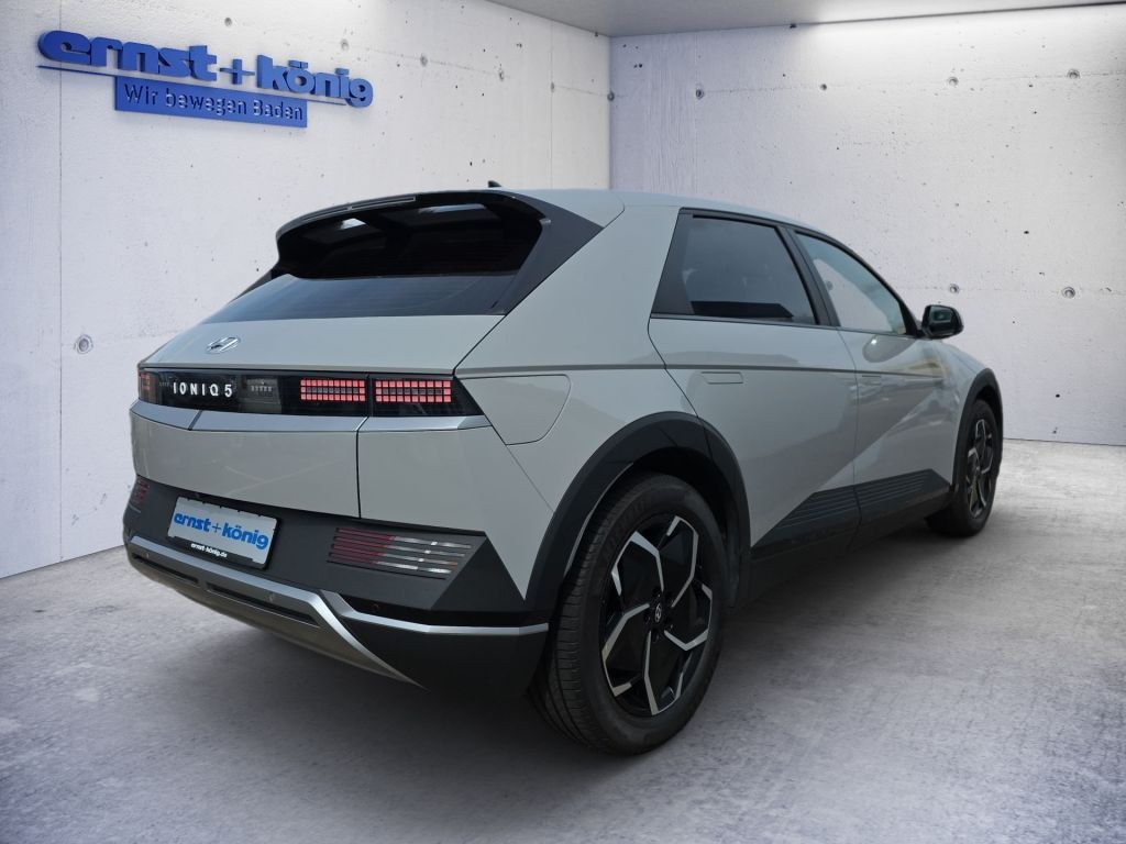 نمای دیگر هیوندای IONIQ 5 58 kWh