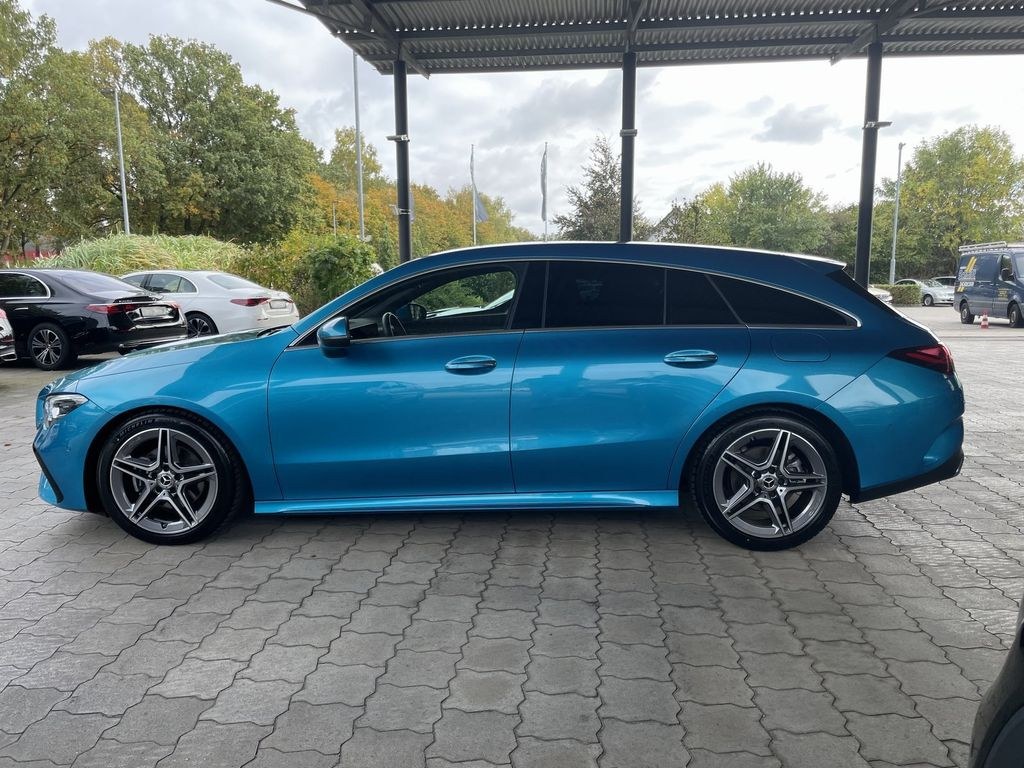 نمای دیگر مرسدس بنز CLA 180 شوتینگ بریک AMG پریمیوم قلاب یدک پکیج زمستانی