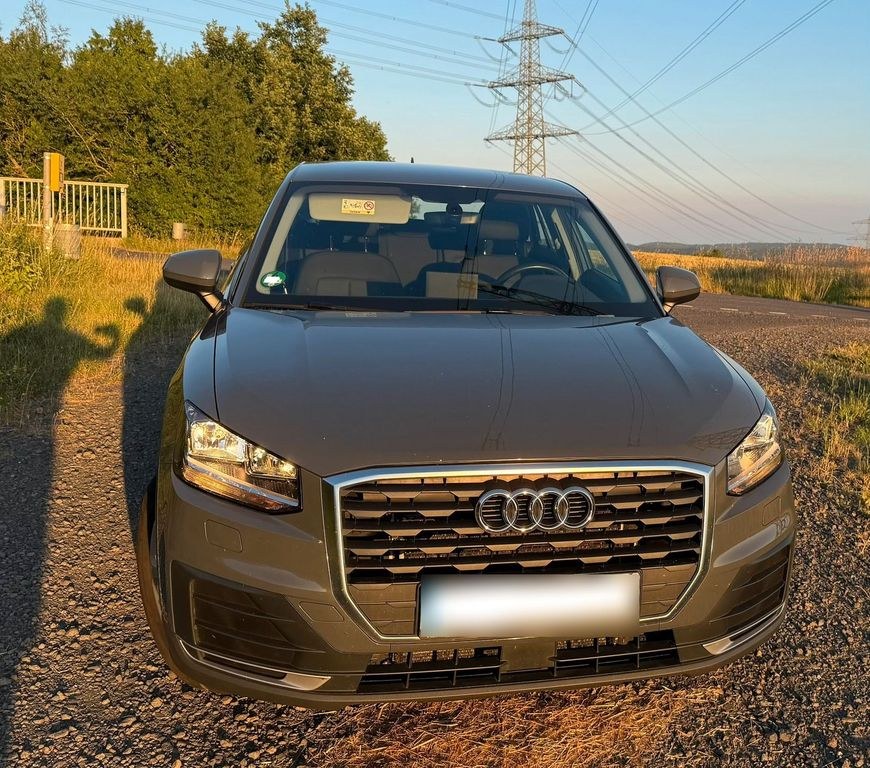 نمای دیگر آئودی Q2 1,4 TFSI اس ترونیک DSG اتوماتیک گو...