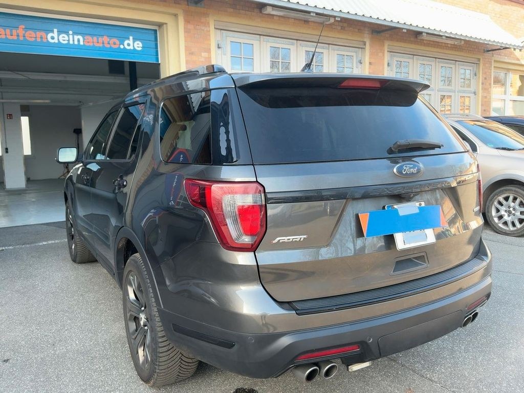 نمای دیگر فورد اکسپلورر اسپورت 3.5 V6 4WD +ACC+PANO+۶ صندلی