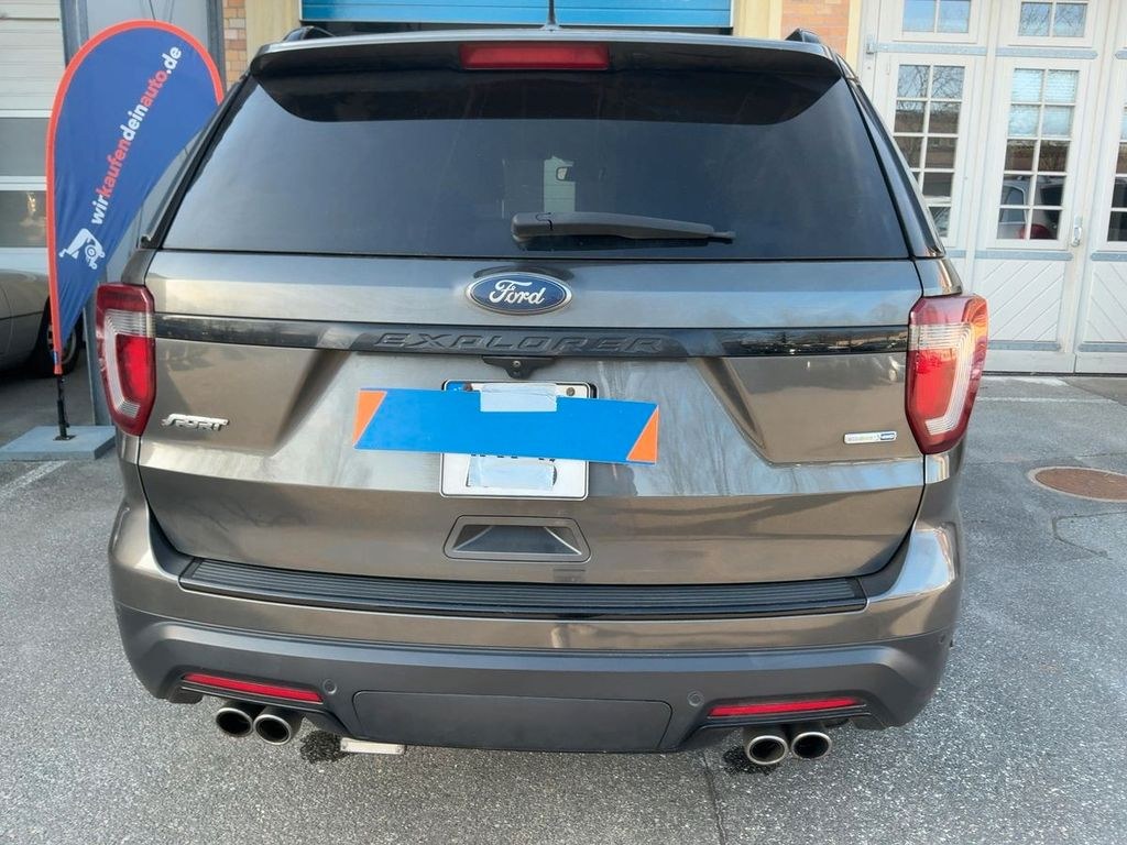 نمای دیگر فورد اکسپلورر اسپورت 3.5 V6 4WD +ACC+PANO+۶ صندلی