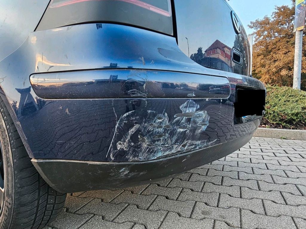 نمای دیگر فولکس واگن گلف 4 1,9TDI EXPORT ممکن