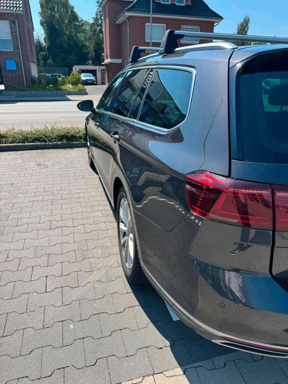 نمای دیگر فولکس واگن پاسات B8 2.0 TDI الگانس DSG بدون تصادف...