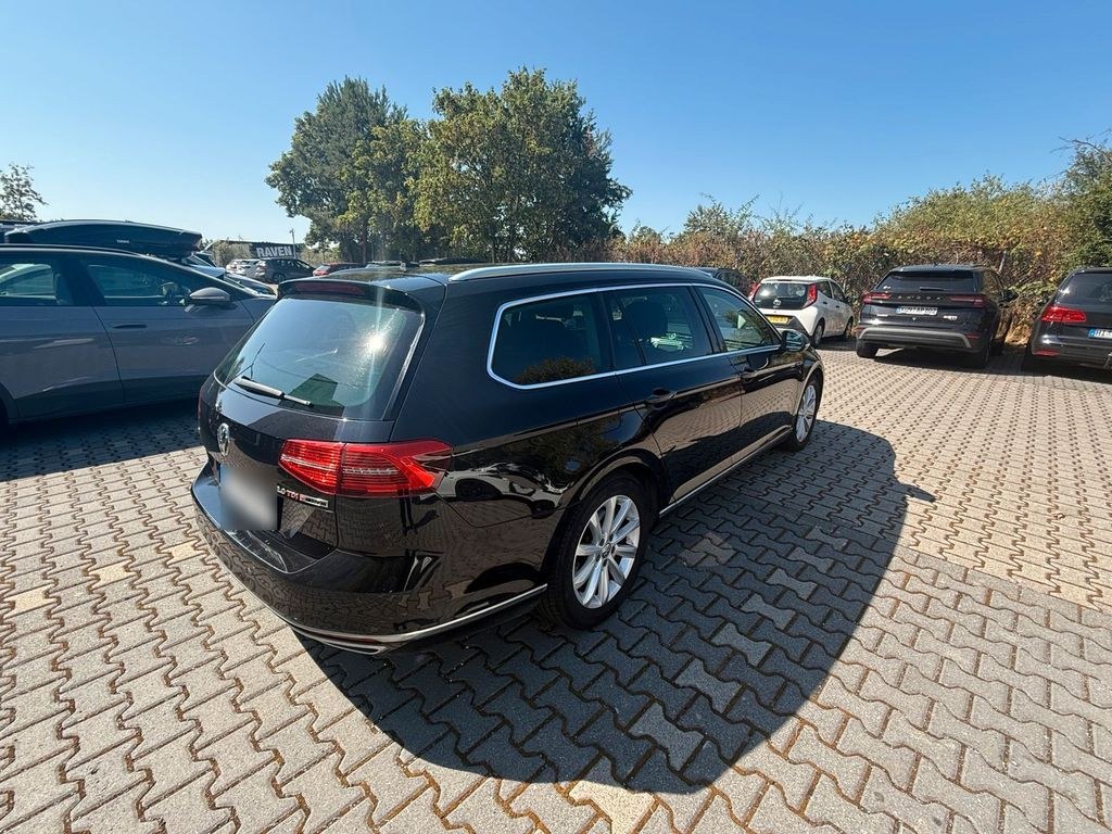 نمای دیگر فولکس واگن VW پاسات B8 2.0 BiTDI 240 PS 4Motion DSG ...