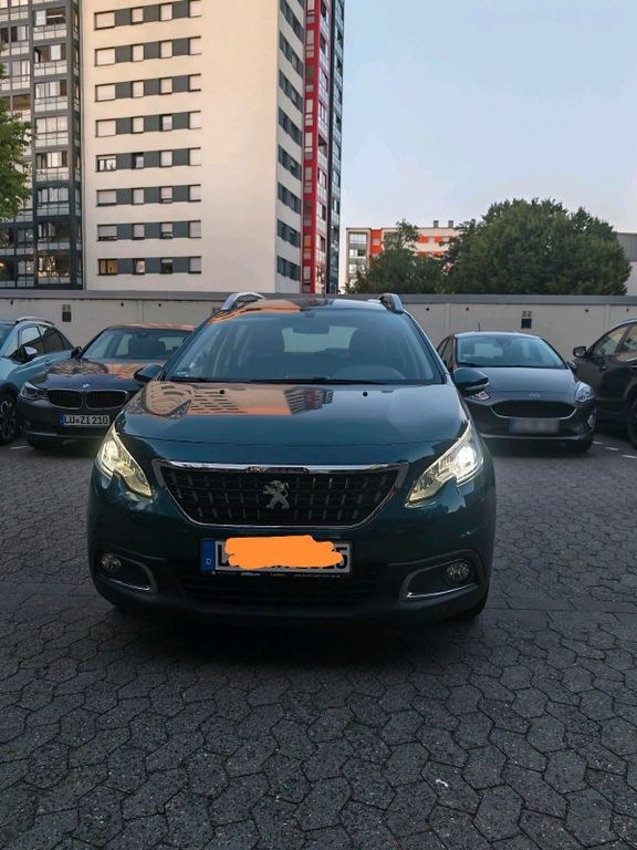 نمای دیگر پژو 2008 2017 معاینه فنی تا 02.2028