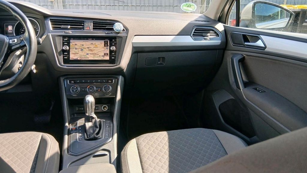 نمای دیگر فولکس واگن VW تیگوان R line