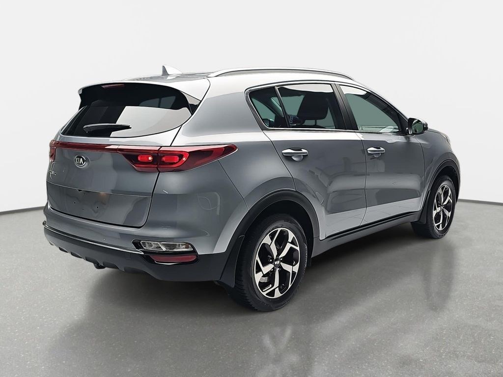 نمای دیگر کیا اسپورتیج 1.6 GDI ادیشن 2WD کلیما AHK DAB