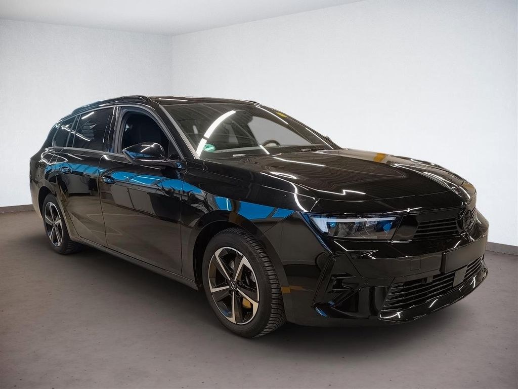 نمای دیگر اوپل آسترا اسپورتس تورر GS 1.2 Turbo S/S AT8 *AHK*