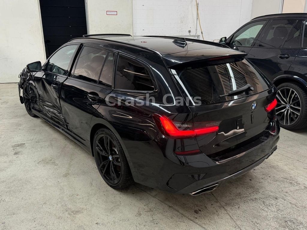 نمای دیگر بی ام و M340d xDrive ام-اسپورت*ACC*Pano*H&K*هدآپ*لیزر*