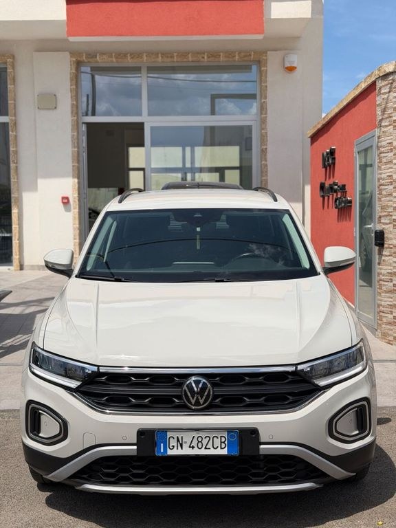 نمای دیگر سایر فولکس واگن T-Roc 1.0 110 cv-2023-LED/سنسور