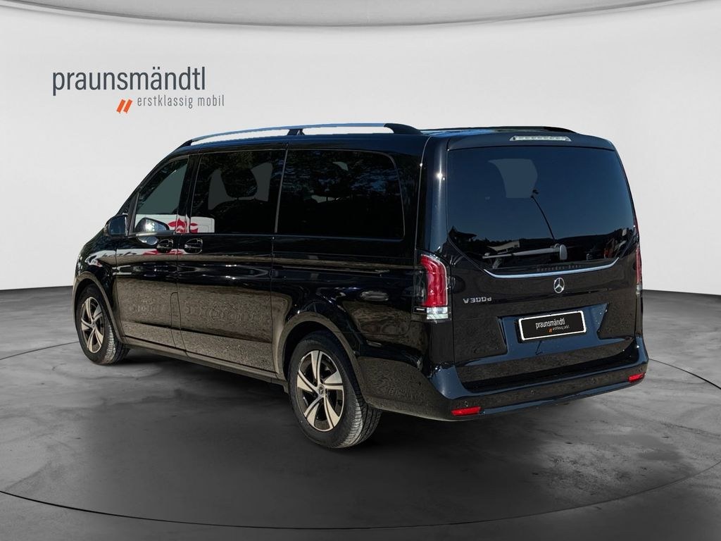 نمای دیگر مرسدس بنز V 300 d استایل لانگ بخاری کمکی LED ناوبری 360 دوربین