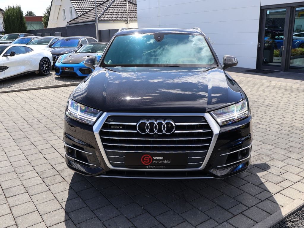 نمای دیگر آئودی Q7 50 TDI کواترو S لاین-پانو-هدآپ-7 صندلی-AHK