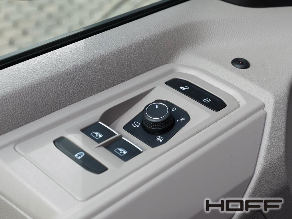 نمای دیگر فولکس واگن T7 مولتی‌ون 2.0 TDI DSG لانگ لایف Navi AHK LED K