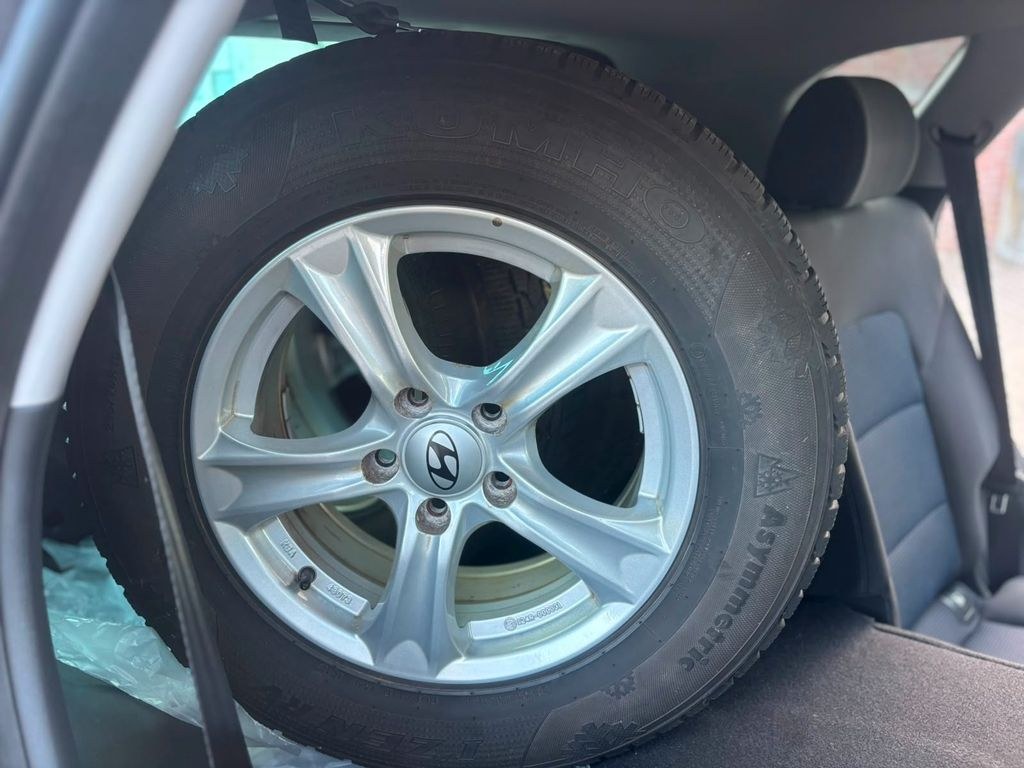 نمای دیگر هیوندای توسان استایل 4WD دوربین ناوی SHZ دست اول گارانتی