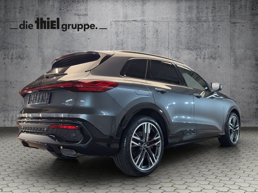 نمای دیگر آئودی Q5 SUV e-هیبرید کواترو