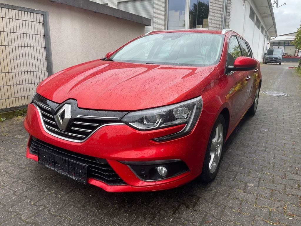 نمای دیگر رنو مگان IV گرندتور 1.2 TCe