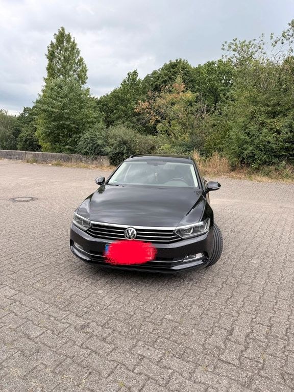 نمای دیگر فولکس واگن پاسات 2,0TDI DSG