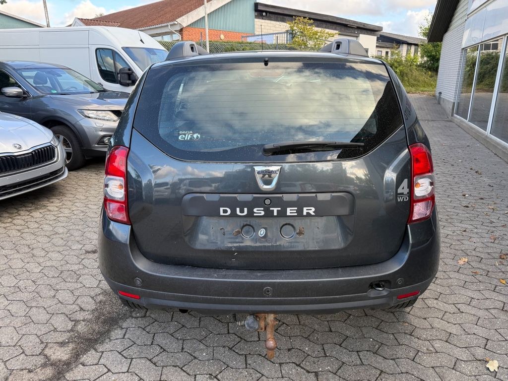 نمای دیگر داچیا داستر I پرستیژ 4x4