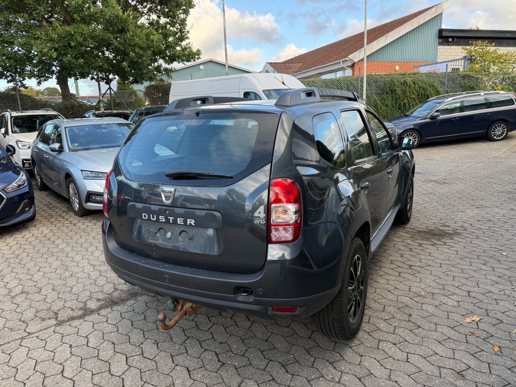 نمای دیگر داچیا داستر I پرستیژ 4x4