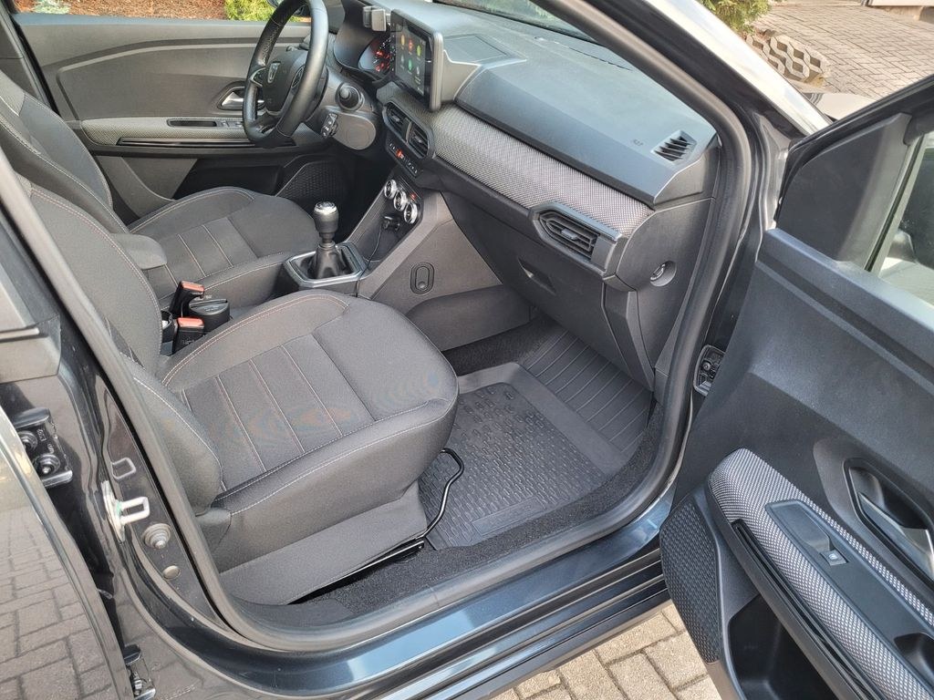 نمای دیگر Dacia Jogger TCe 110 Extreme+ 5-Sitzer Extreme+