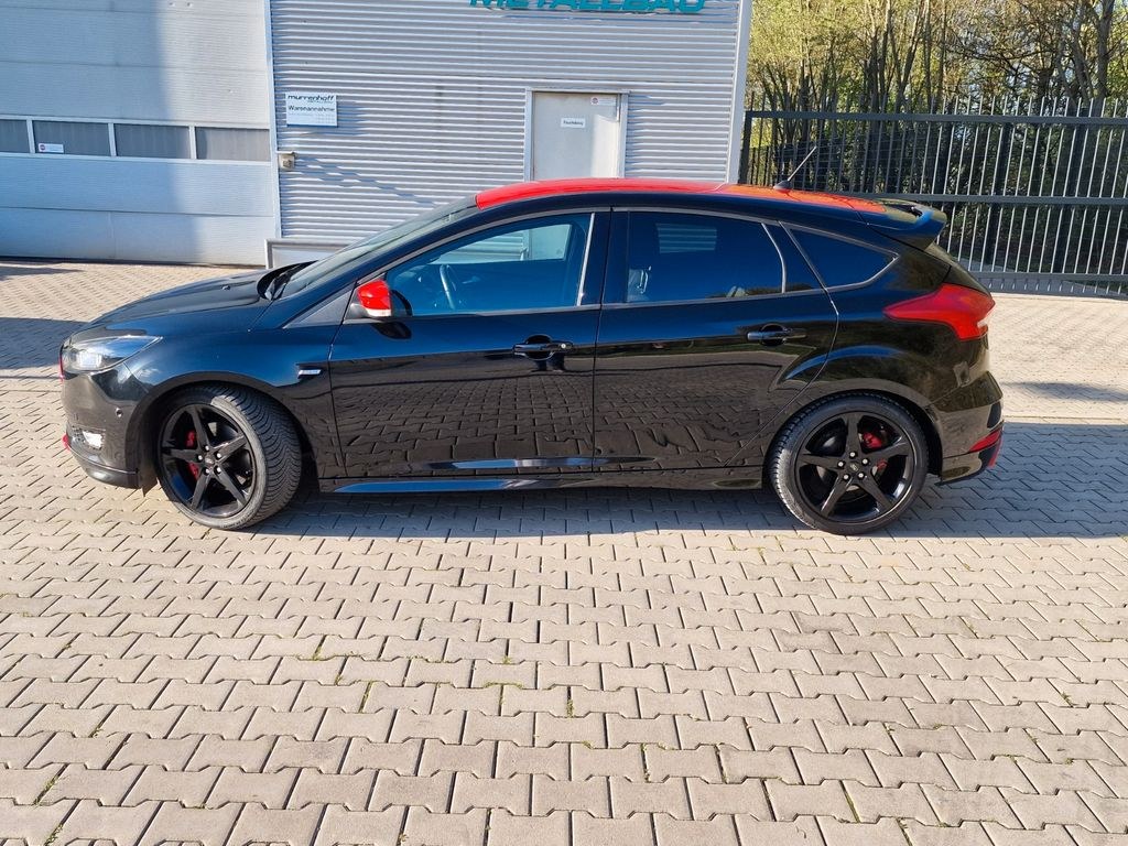 فورد Focus 1,5 EcoBoost 110kW ST-Line ST-Line