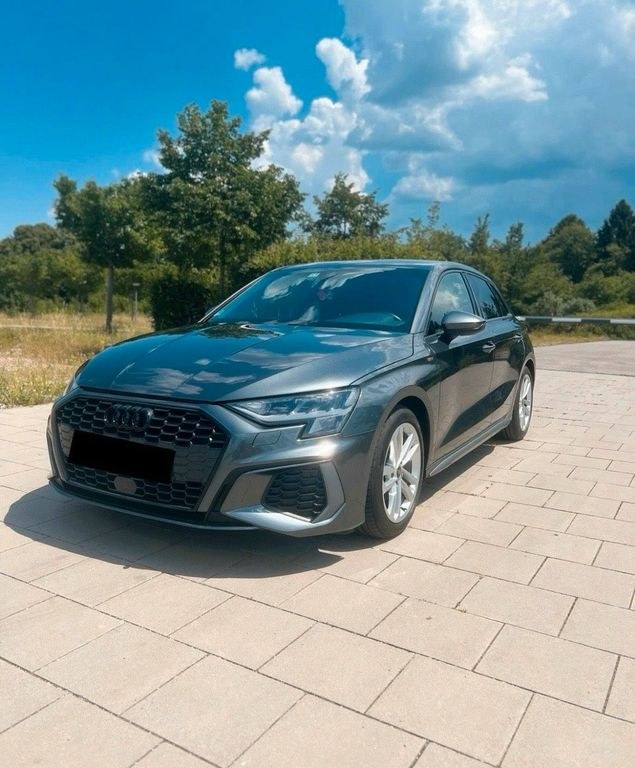 نمای دیگر آئودی آئودی A3 8Y 35 TDI اس-لاین اس-ترونیک AHK/RFK/...