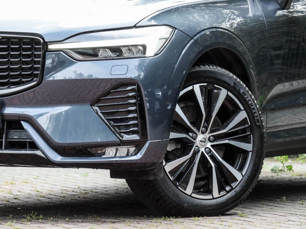 نمای دیگر ولوو XC60 B5 پلاس دارک AWD
