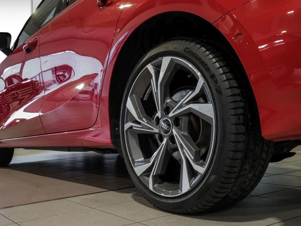 نمای دیگر آئودی A3 ادونسد 1.4 40 TFSI E PHEV
