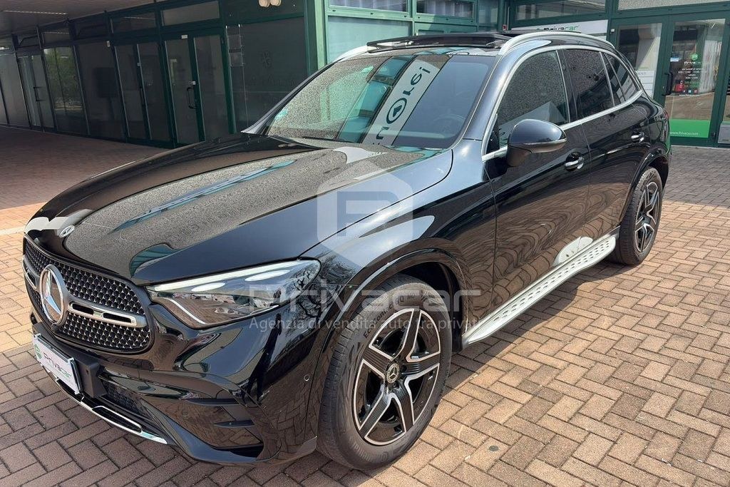 مرسدس بنز مرسدس GLC 220 d 4Matic هیبرید ملایم AMG لاین A
