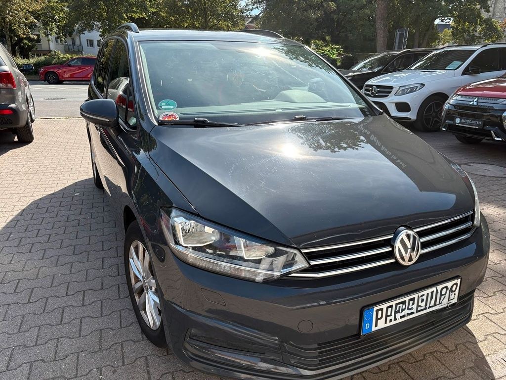فولکس واگن توران 1.6 TDI کامفورت لاین بلو...
