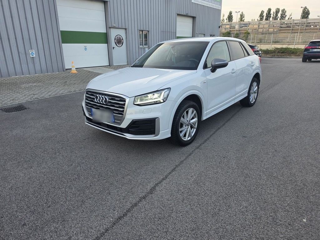 آئودی Q2 35 TFSI اسلاین