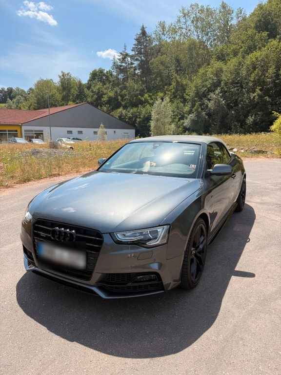 نمای دیگر آئودی A5 کابریولت 3.0 TDI کواترو
