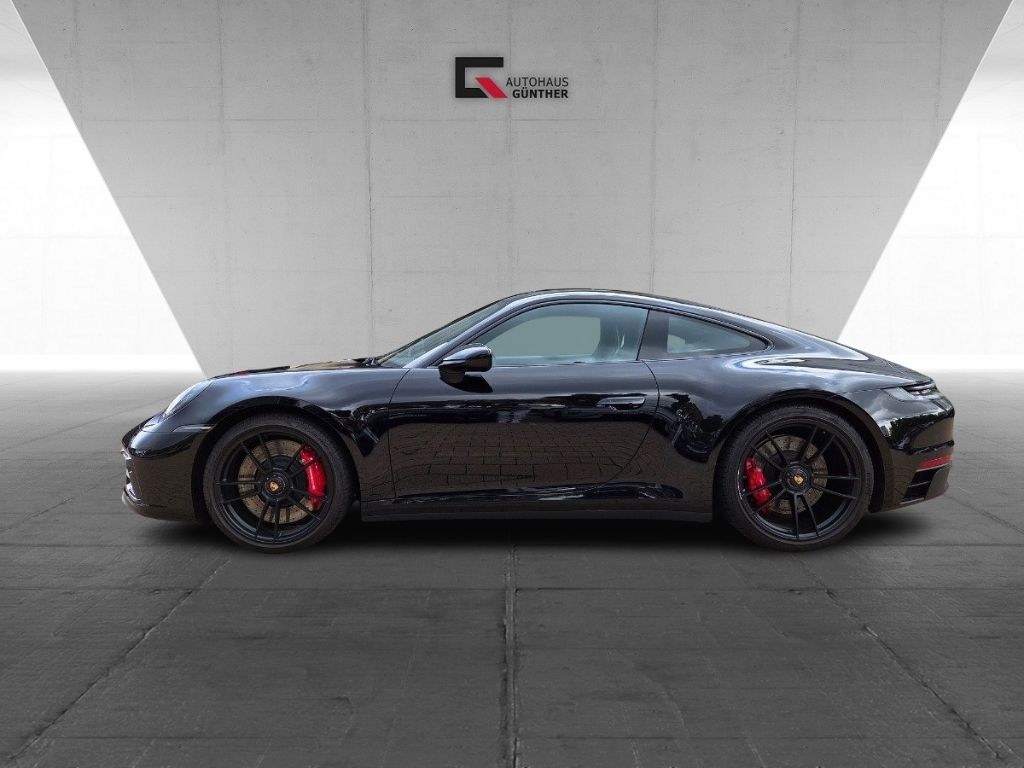 نمای دیگر پورشه 992 GTS 3.0 Coupe Chrono Sportabgas Schiebedach