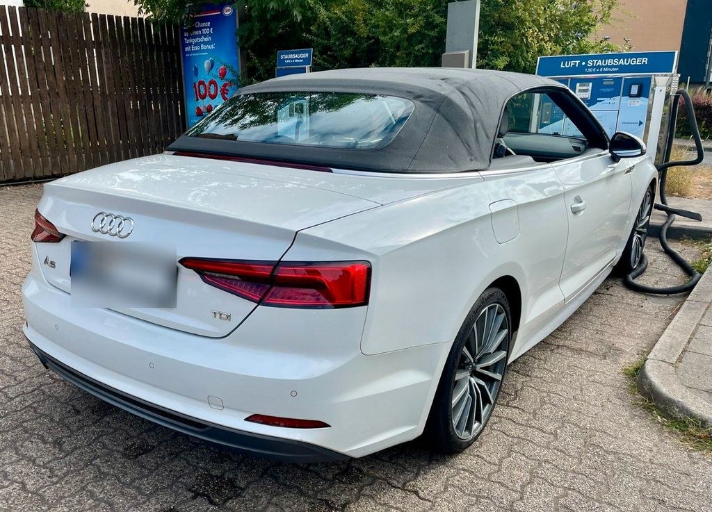 نمای دیگر آئودی A5 کابریو 2.0 TDI معاوضه