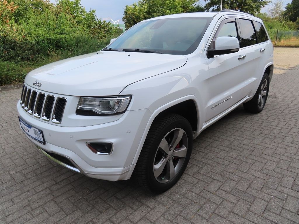 جیپ گرند چروکی 3.0CRD اورلند 4x4 چرم ناوی قلاب یدک