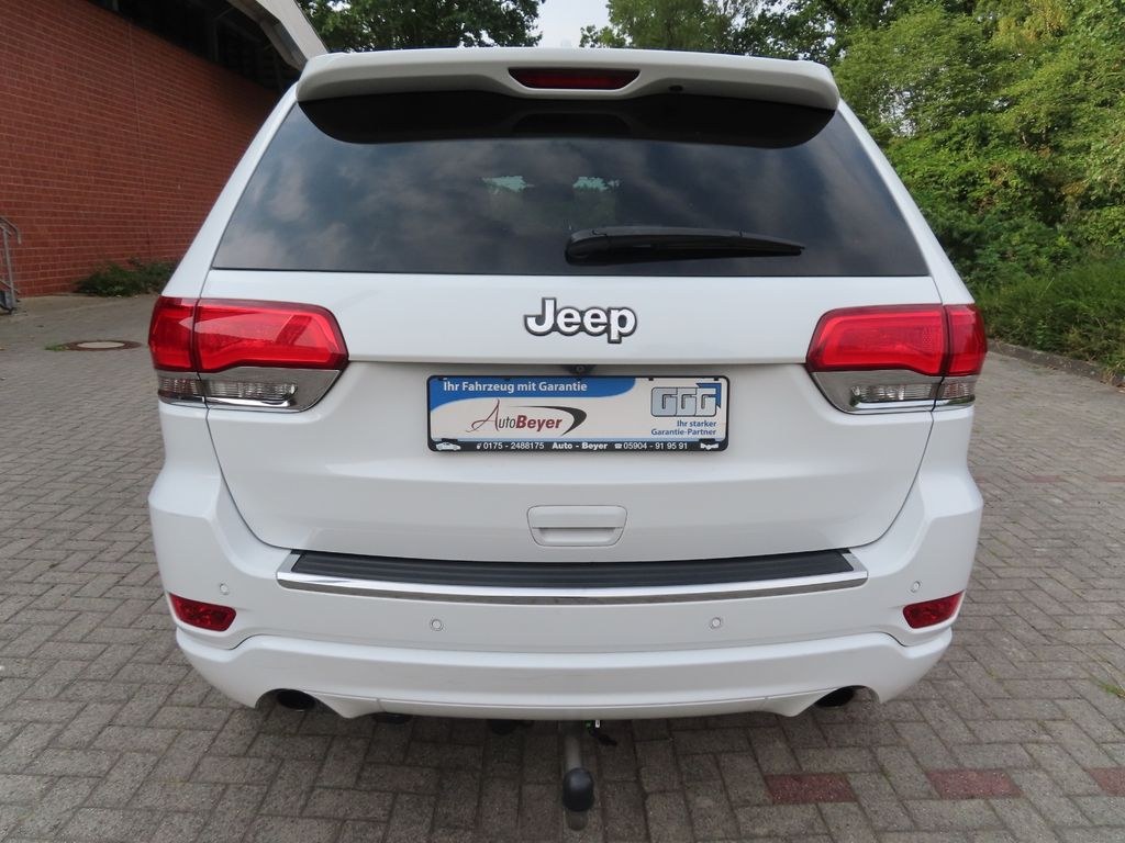 نمای دیگر جیپ گرند چروکی 3.0CRD اورلند 4x4 چرم ناوی قلاب یدک
