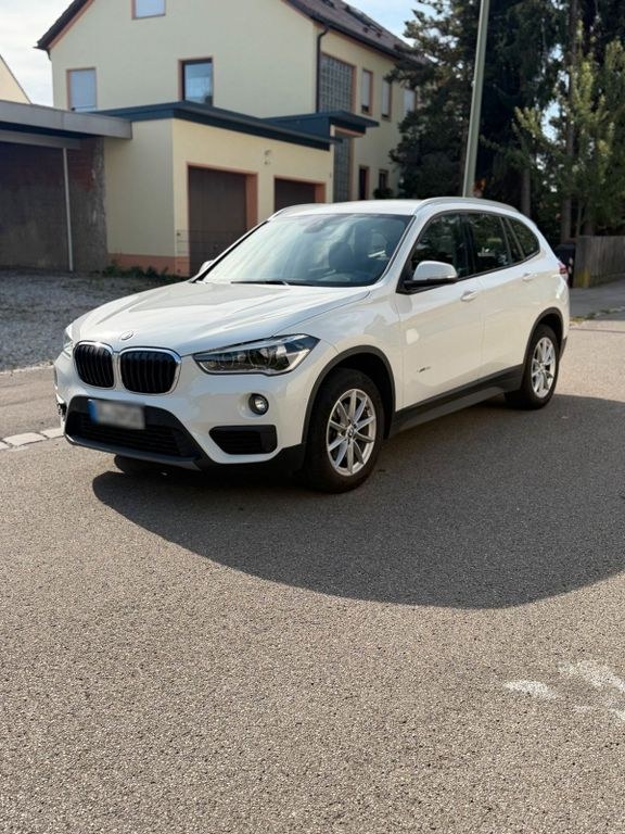 بی ام و بی ام و X1 xDrive18d