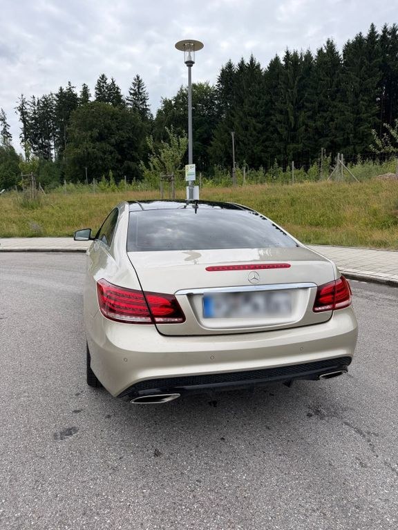 نمای دیگر مرسدس بنز مرسدس E250d AMG پاکت، نایت پاکت