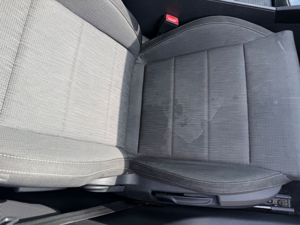 نمای دیگر Skoda Superb Combi Greenline