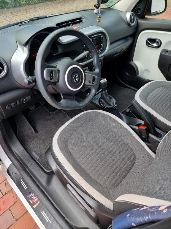 نمای دیگر رنو Twingo 3 1.0 SCe 65