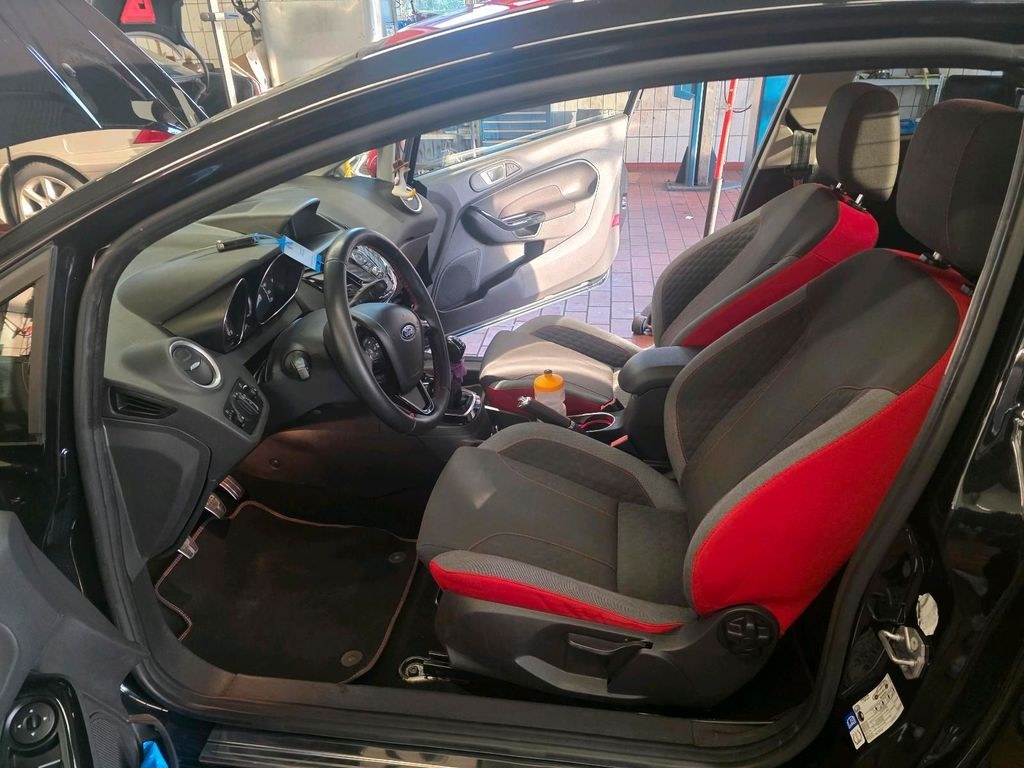 نمای دیگر فورد فیستا اسپرت 1.0 EcoBoost | 125 PS ...