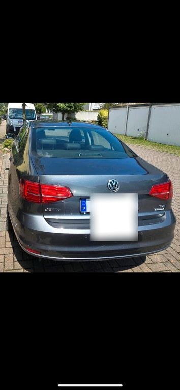 نمای دیگر فولکس واگن فولکس واگن جتا 2.0 TDI DSG بلوموشن تکنولوژی