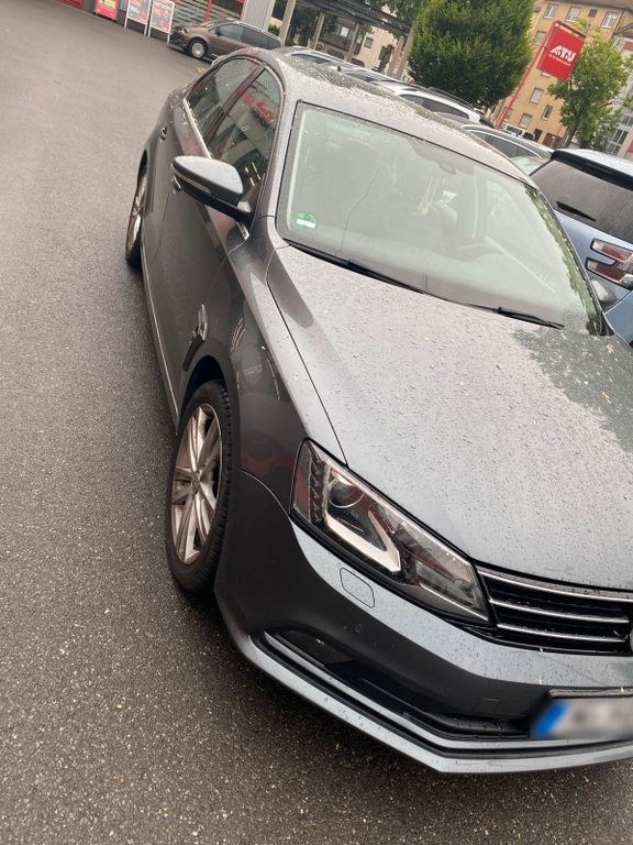 نمای دیگر فولکس واگن فولکس واگن جتا 2.0 TDI DSG بلوموشن تکنولوژی