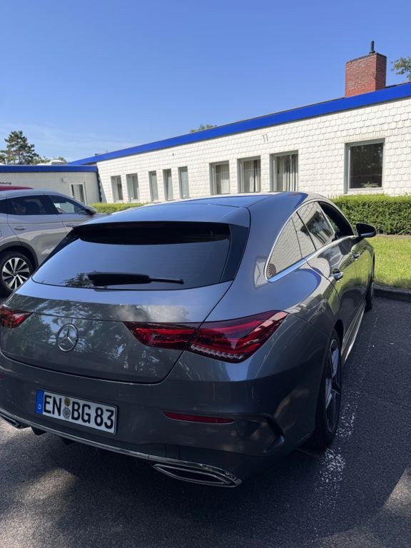 نمای دیگر مرسدس بنز CLA 220 شوتینگ بریک *AMG-لاین*