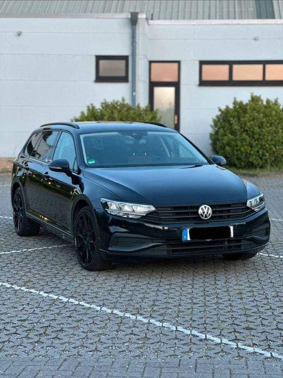نمای دیگر فولکسواگن 1.6 TDi پاسات بیزینس |AHK|LE...