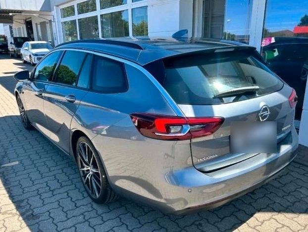 نمای دیگر اوپل اینسیگنیا B اسپورت‌تورر 2,0 دیزل *T...