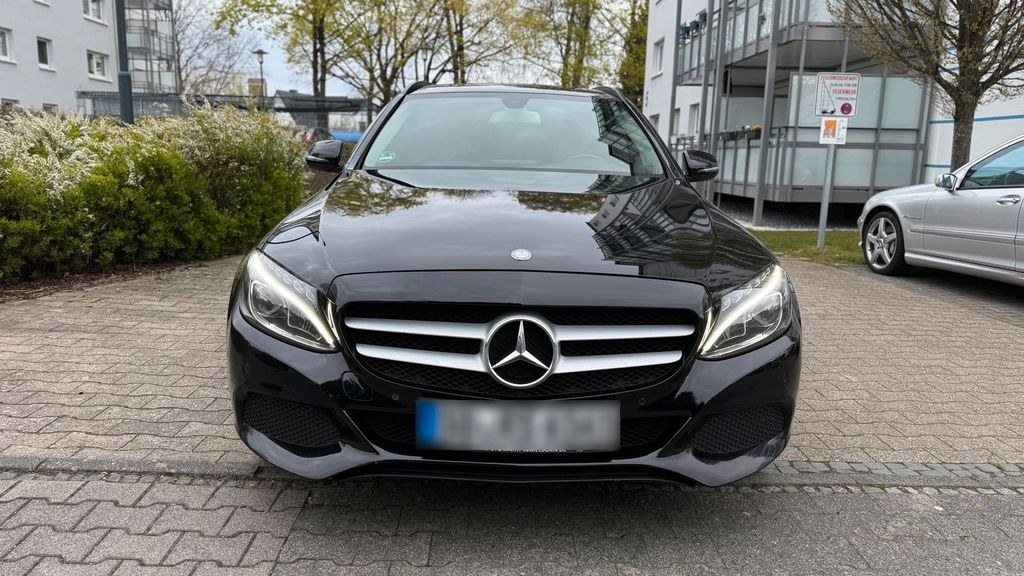 نمای دیگر مرسدس بنز مرسدس بنز C220 CDI تی مدل کومبی