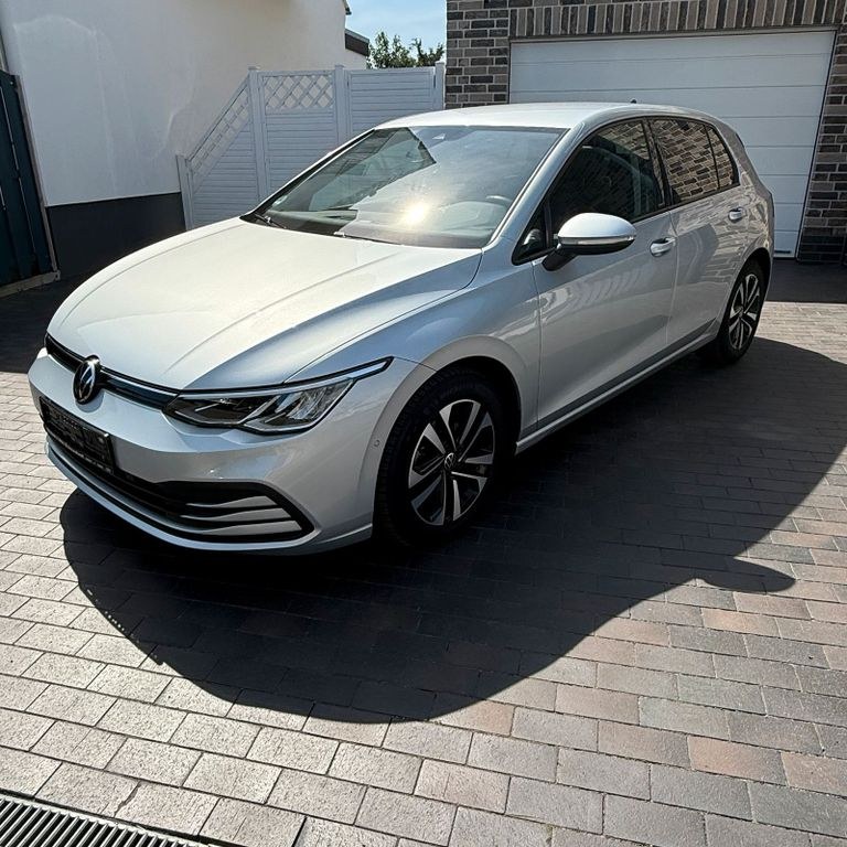 نمای دیگر فولکس واگن گلف 8 1,5 e-TSi هیبرید ملایم 150PS DSG ...